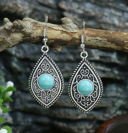 Boucles d'oreilles "Amêjana" en argent Tibétain et Howlite Turquoise