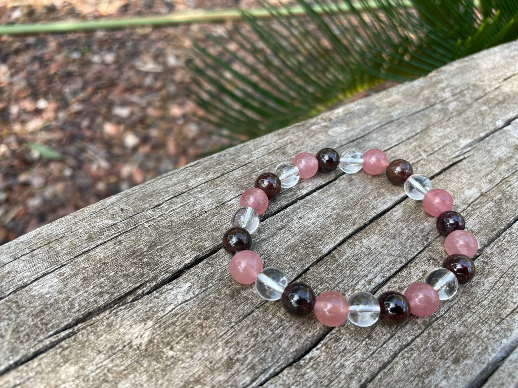 Bracelet élastique en Quartz Fraise, Grenat et Cristal de Roche - 8 mm