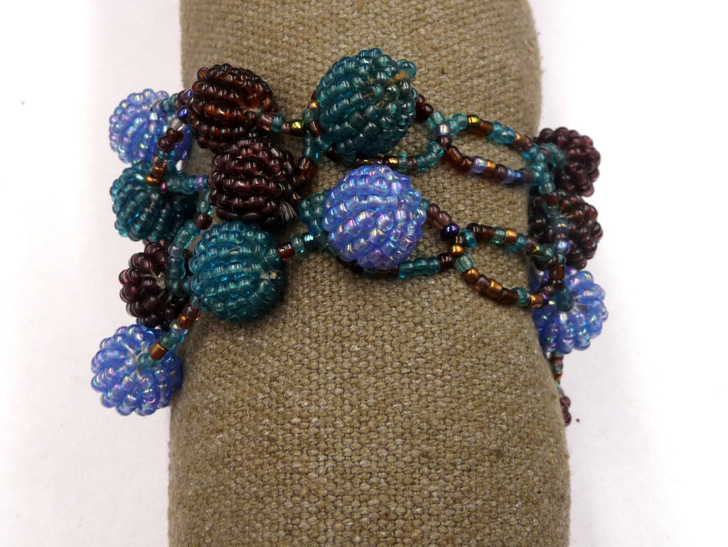 Bracelet manchette Daphné en perles de rocaille