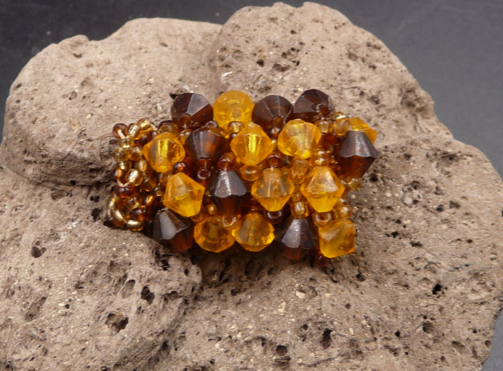 Bague Eléonor en perles de rocaille ambre
