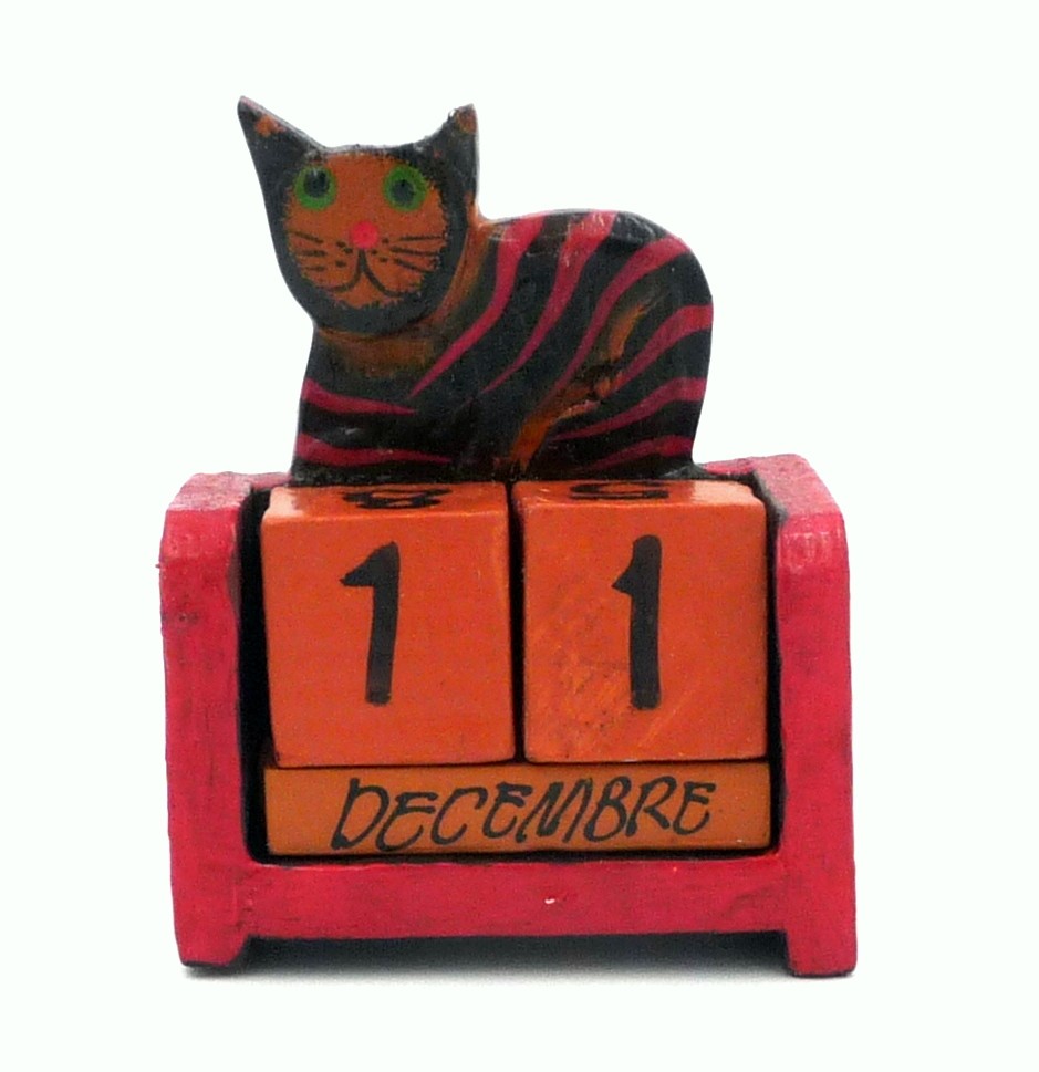 Calendrier perpétuel chat tigré en bois peint