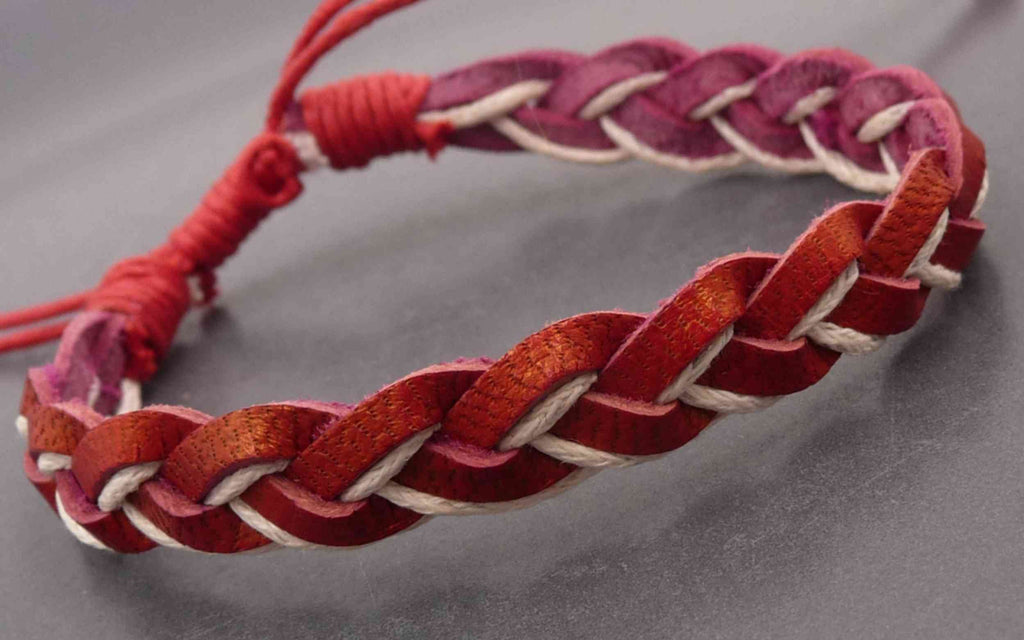 Bracelet en cuir tressé rouge et coton