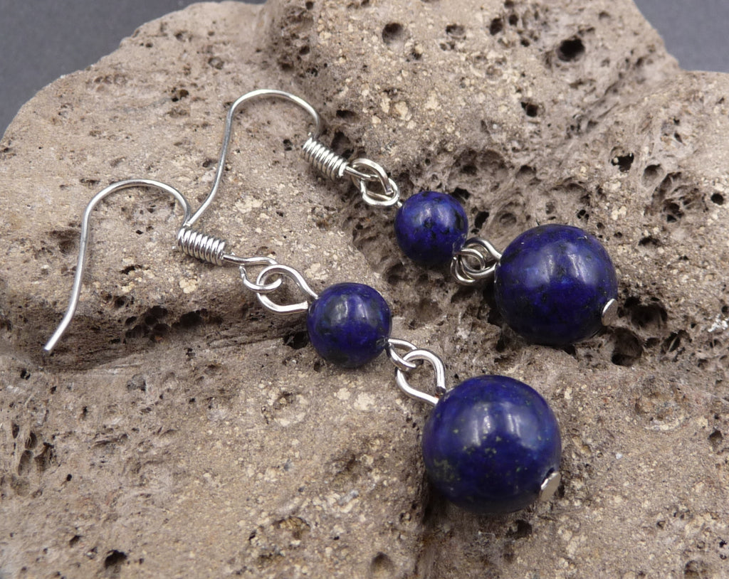 Boucles d'oreilles pendantes 2 boules en Lapis Lazuli