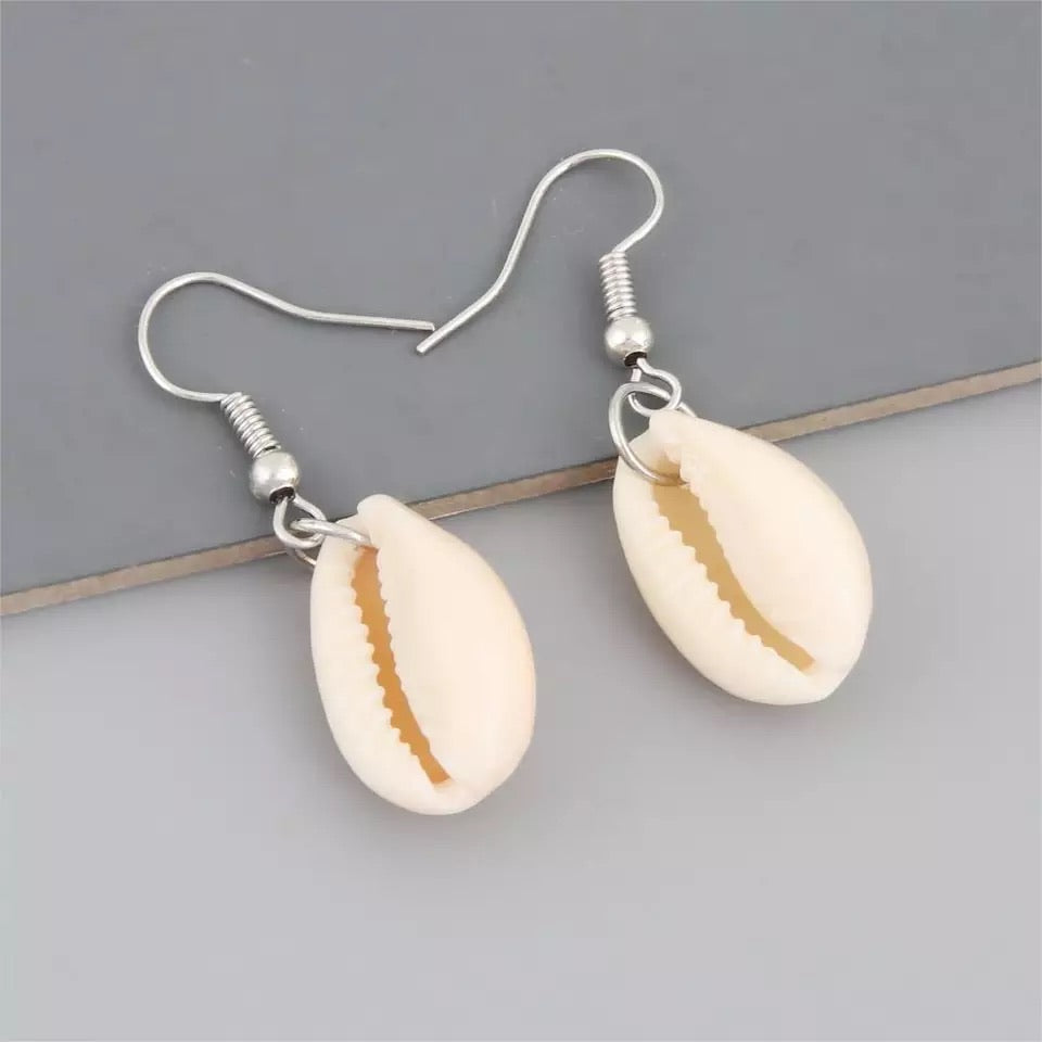 Boucles d'oreilles pendantes en coquillages cauris