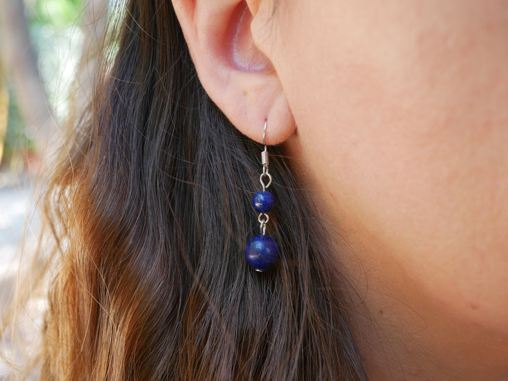 Boucles d'oreilles pendantes 2 boules en Lapis Lazuli