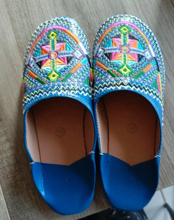 Babouches Berbères en cuir avec broderies traditionnelles Pointure 40 - Artisanat du Maroc