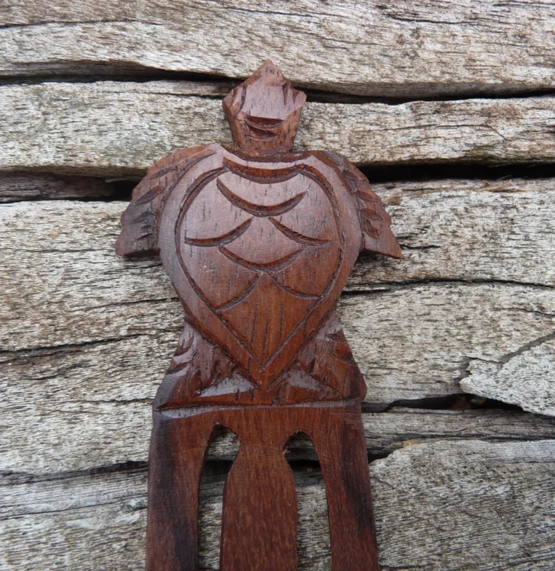 Marque page tortue en bois