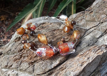 Bracelet Kristella en perles de verre marrons et or