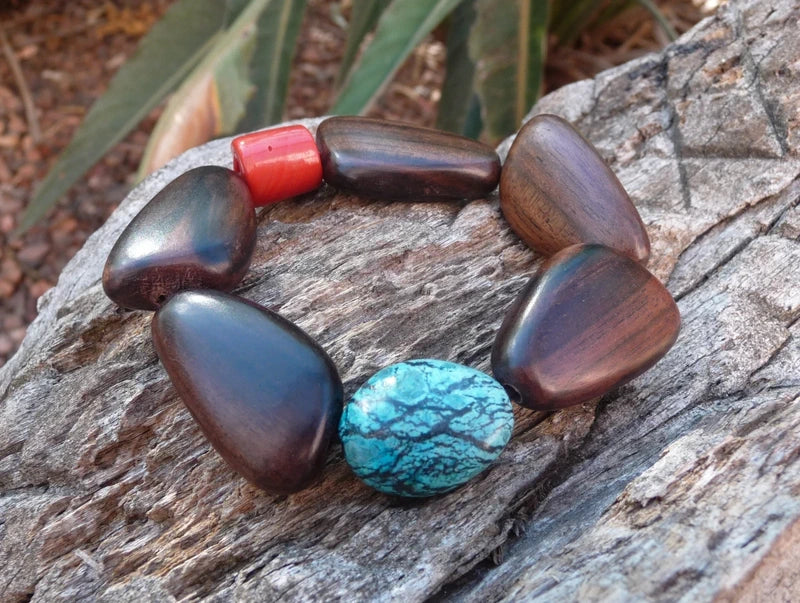 Bracelet ethnique en bois de teck et pierres véritables du Laos