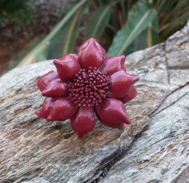 Bague Vintage en cuir magnolia fleur bordeaux taille réglable