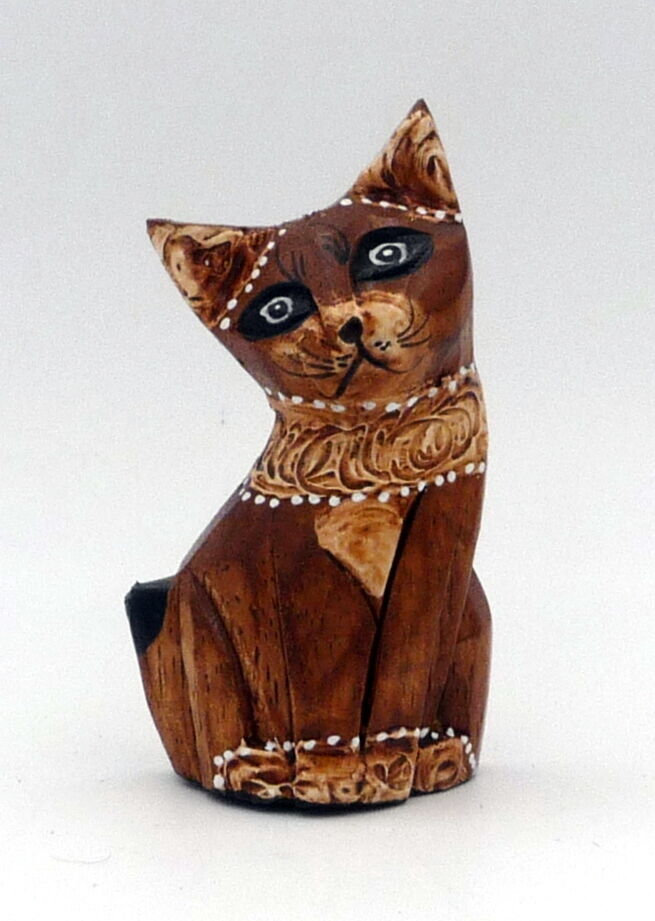 Chat en bois avec collier artisanat Bali