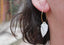 Boucles d'oreilles créoles et feuile en nacre