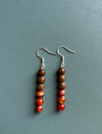 Boucles d'oreilles pendantes en Sardonyx naturelle et bois wengé