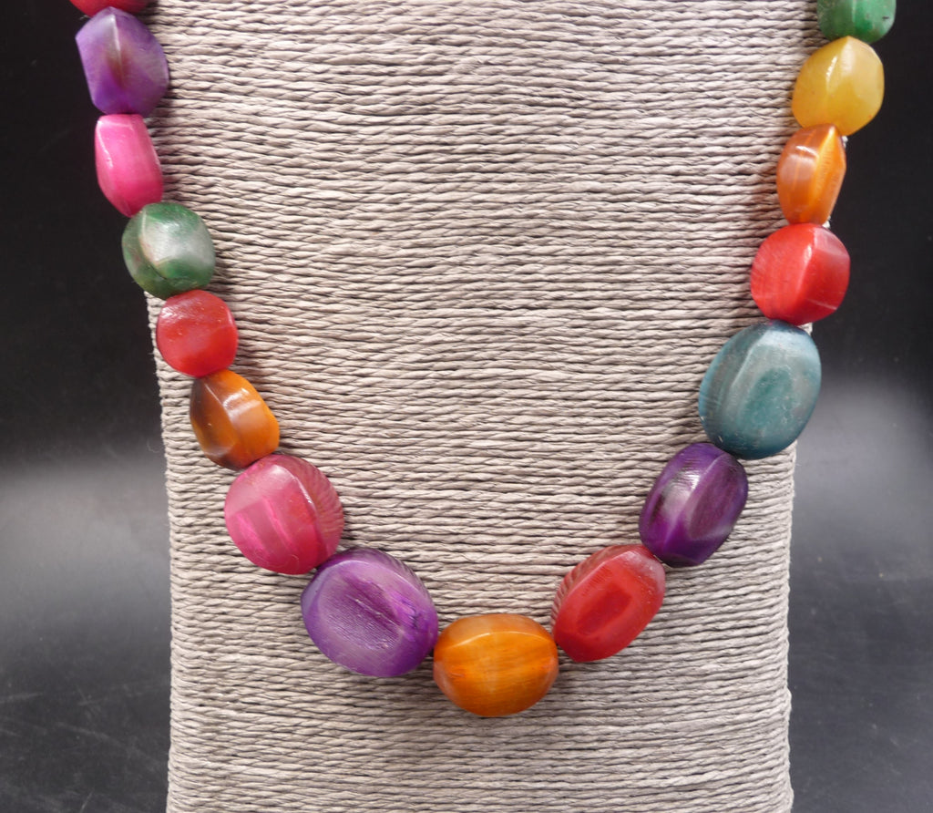 Collier en corne de zébu de Madagascar Marovoay