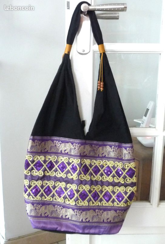 Sac à bandoulière en tissu brodé Eléphant Chiang Mai - Artisanat de Thaïlande