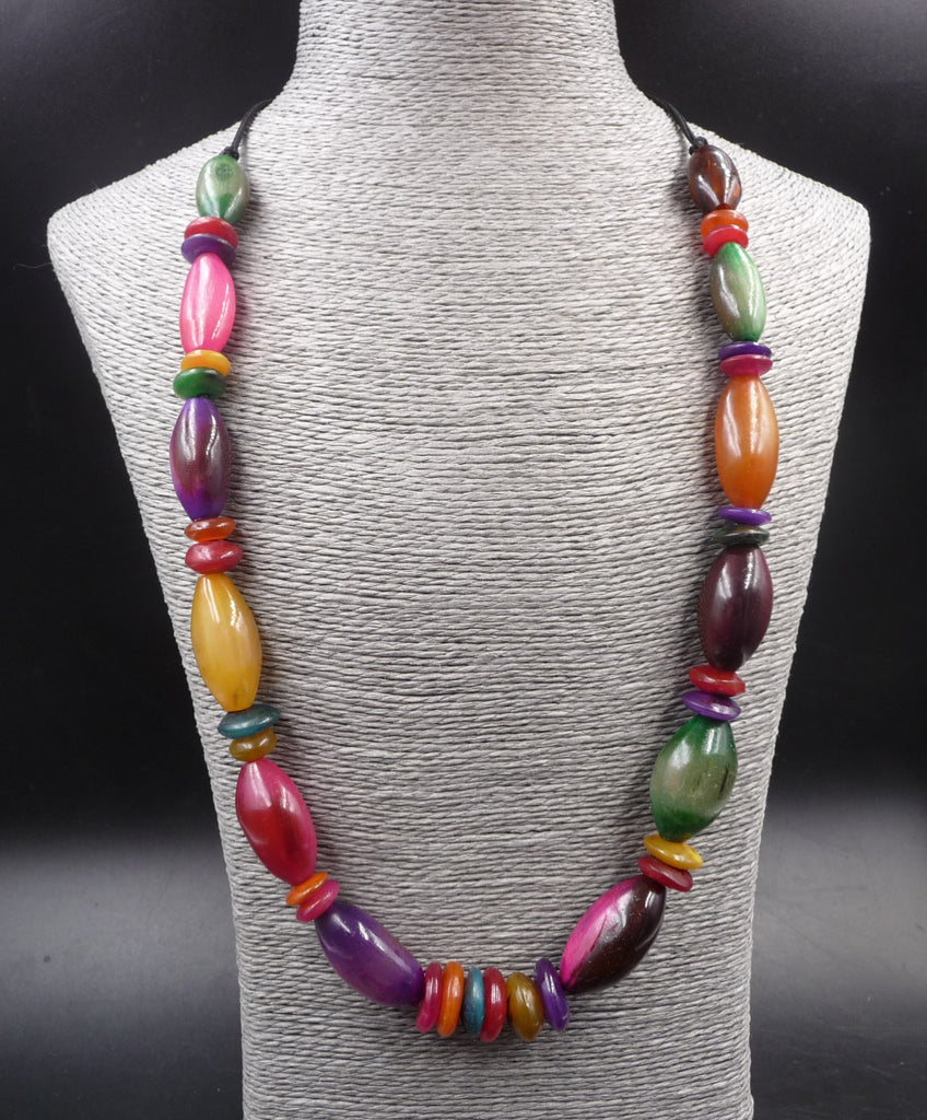 Collier en corne de zébu de Madagascar Morondava