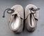 Chaussons pour bébé en cuir gris - Pointure 20