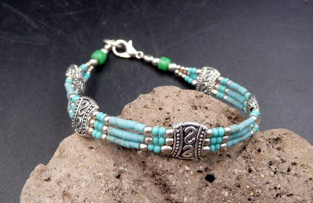 Bracelet ethnique en argent Tibétain et turquoise du Népal