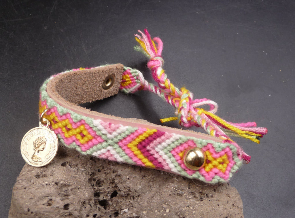 Bracelet porte-bonheur brésilien en cuir et coton pièce de monnaie