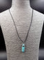 Collier avec pendentif pointe hexagonale turquoise. Stabilité et bien-être