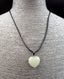 Collier avec pendentif coeur en Jade
