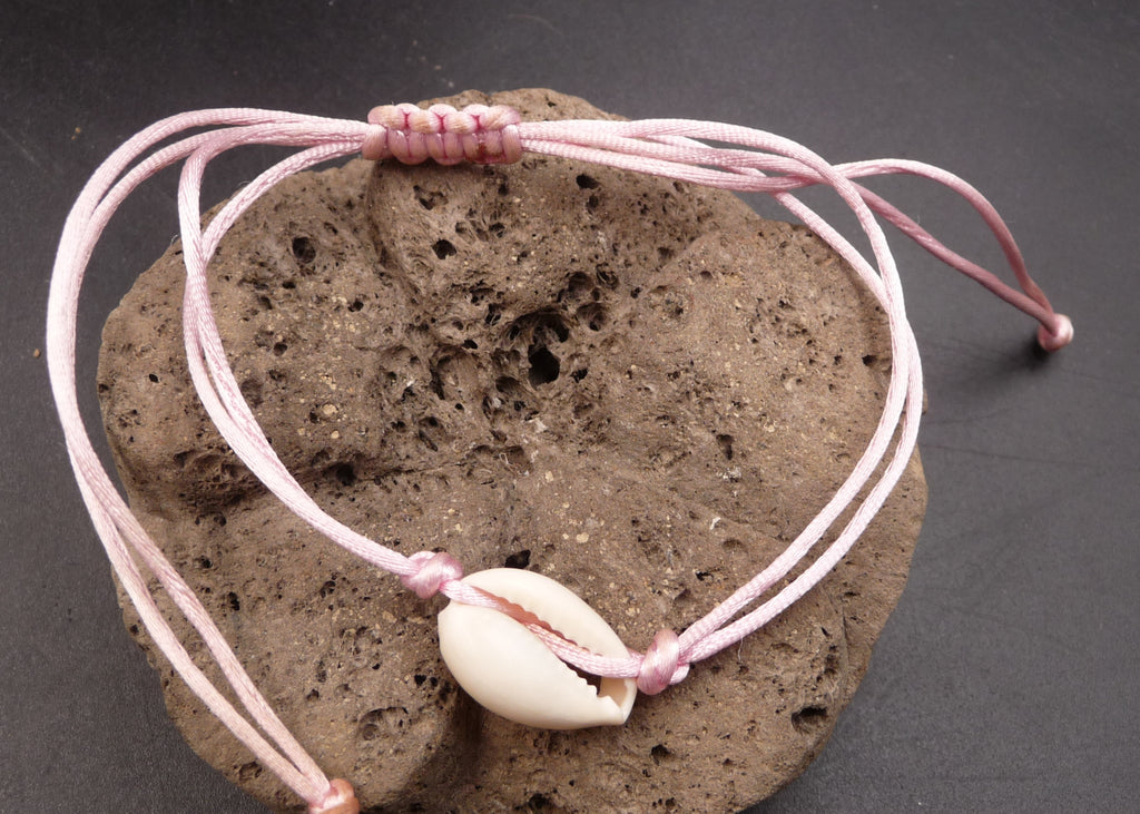 Bracelet Coquillages naturels blancs laiton doré 19.5cm x1 (G7803) – Gingerlily Perles Bracelet Coquillages naturels blancs laiton doré 19.5cm x1 (G7803) – Gingerlily Perles