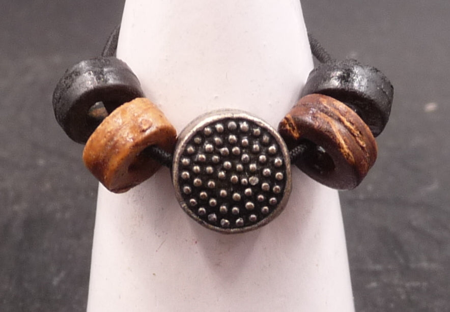 Bague ethnique élastique en bois naturel artisanat Bali