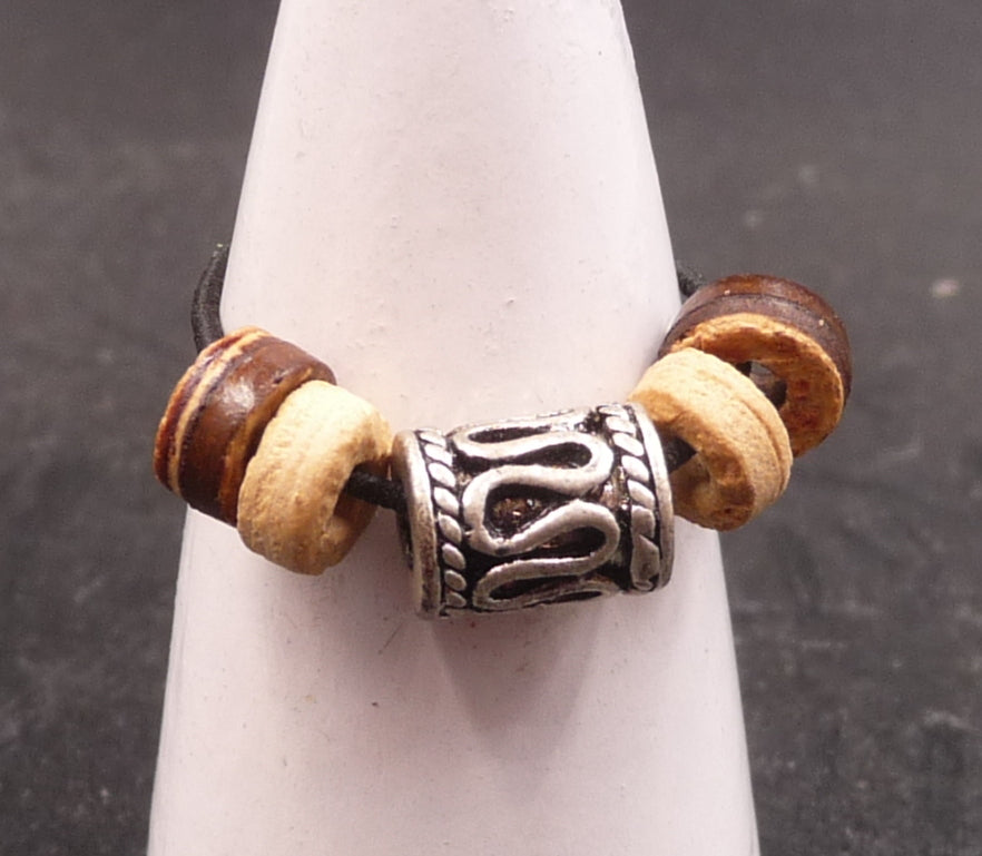 Bague ethnique élastique en bois naturel artisanat Bali