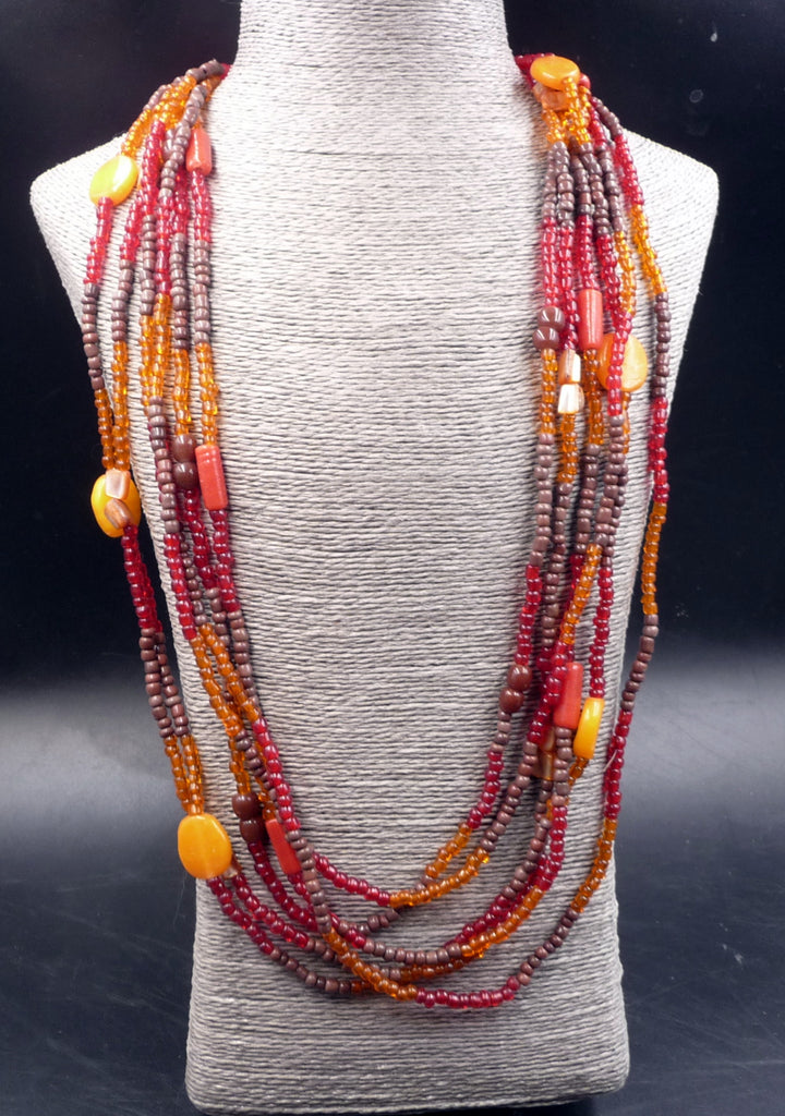 Collier Séréna en perles de rocaille, perles de verre et perles nacrées