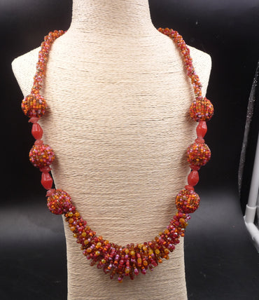 Collier Agatha en perles de rocaille et perles de verre