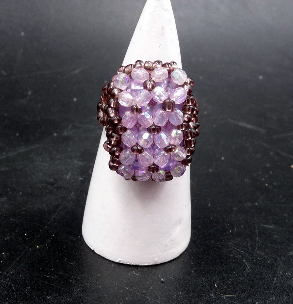 Bague Amelia en perles de rocaille mauves