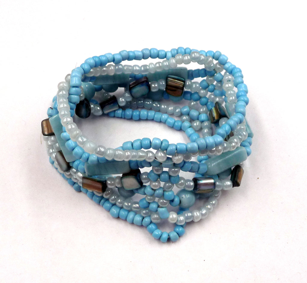 Bracelet Gladys en perles de rocaille, pâte de verre et nacre