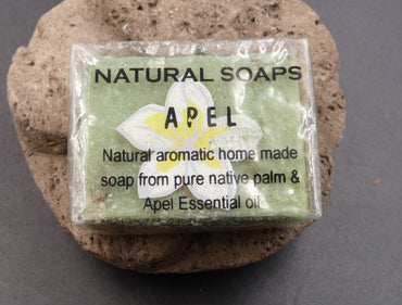 Savon bio à l'huile essentielle de pomme de Bali