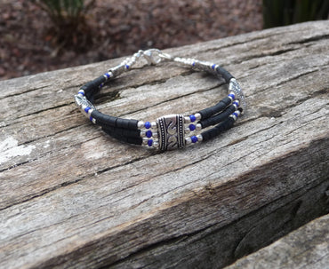 Bracelet ethnique en argent Tibétain et pierre du Népal