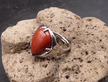 Bague "Energie" en Jaspe Rouge d'Inde