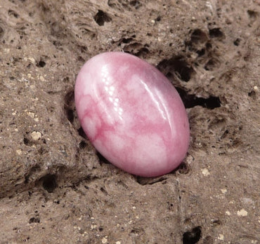 Cabochon en rhodochrosite forme ovale
