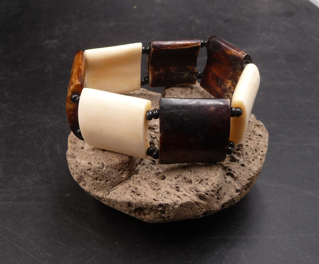 Bracelet ethnique en corne artisanat du Népal