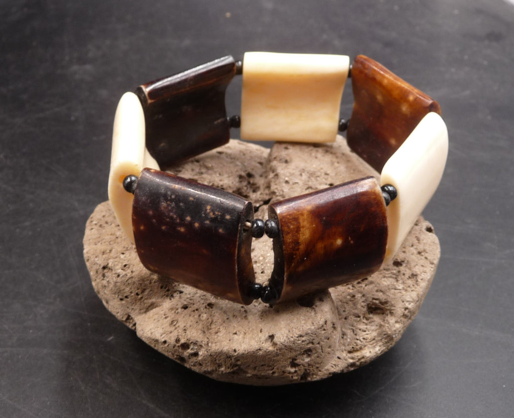 Bracelet ethnique en corne artisanat du Népal