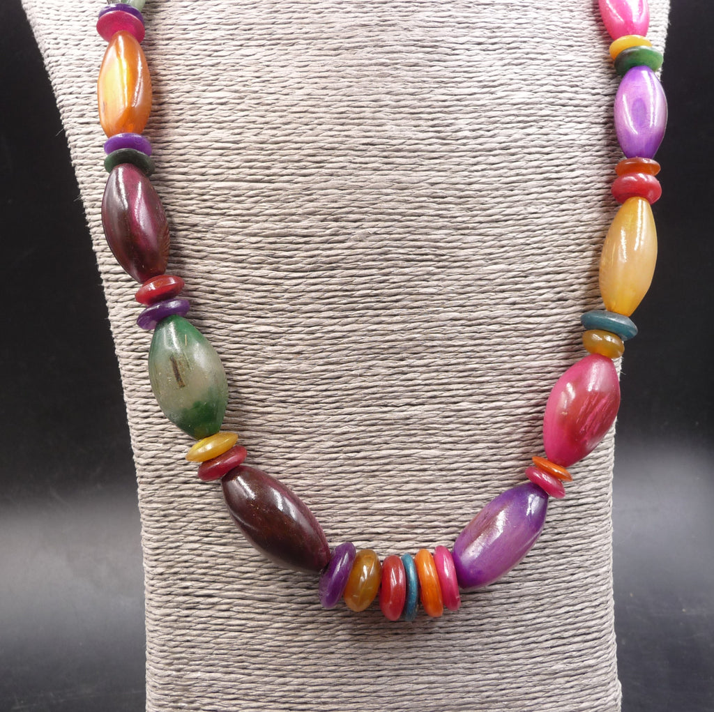 Collier en corne de zébu de Madagascar Morondava