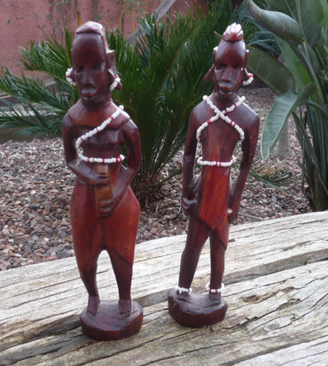 Couple de statuettes Guerriers Massai en bois
