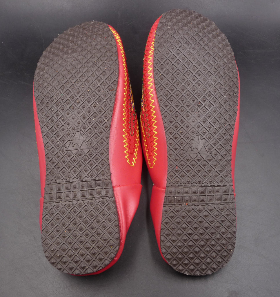 Babouches Berbères en cuir rouge avec broderies traditionnelles Pointure 40 - Artisanat du Maroc