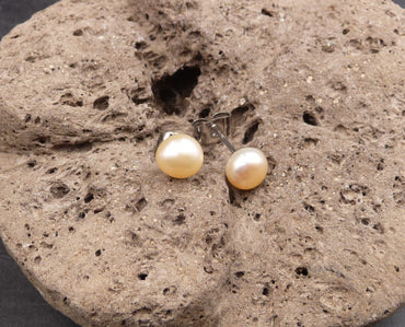 Boucles d’oreilles clous en Argent 925 – Perle d’eau douce rose