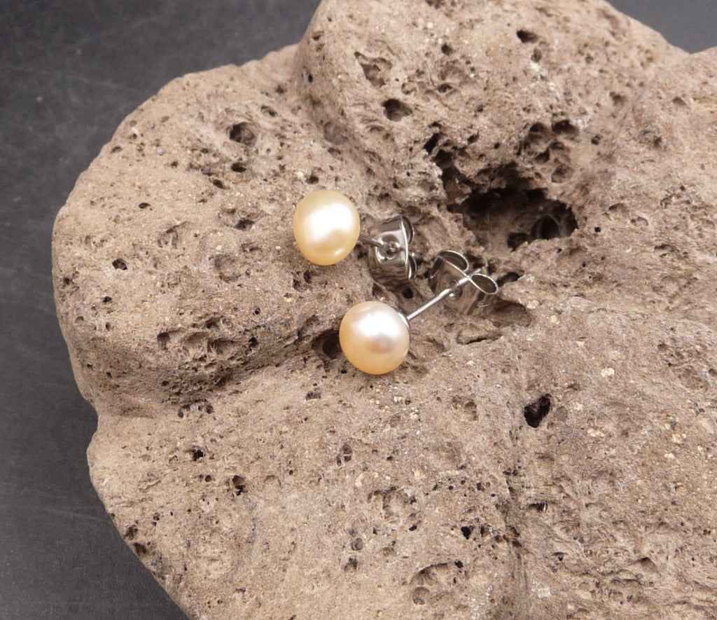 Boucles d’oreilles clous en Argent 925 – Perle d’eau douce rose