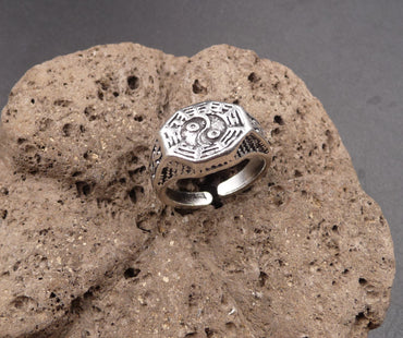 Bague gravée Yin et Yang en argent 990
