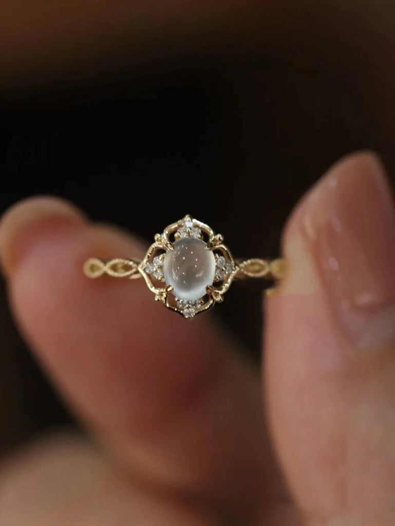 Bague en pierre de lune naturelle