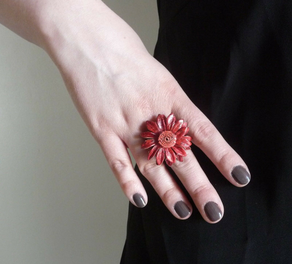 Bague Vintage en cuir marguerite fleur rouge taille réglable