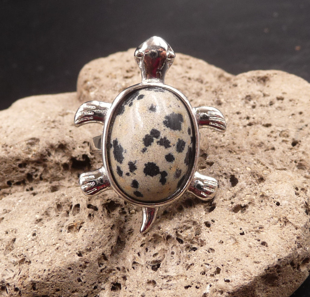 Bague tortue en Jaspe Dalmatien - Taille réglable