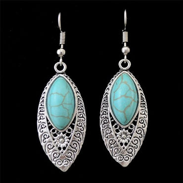 Boucles d'oreilles "Pârbatï" en argent Tibétain et Howlite Turquoise