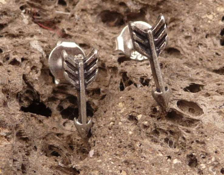 Boucles d'oreilles Clous Flèche en argent Tibétain