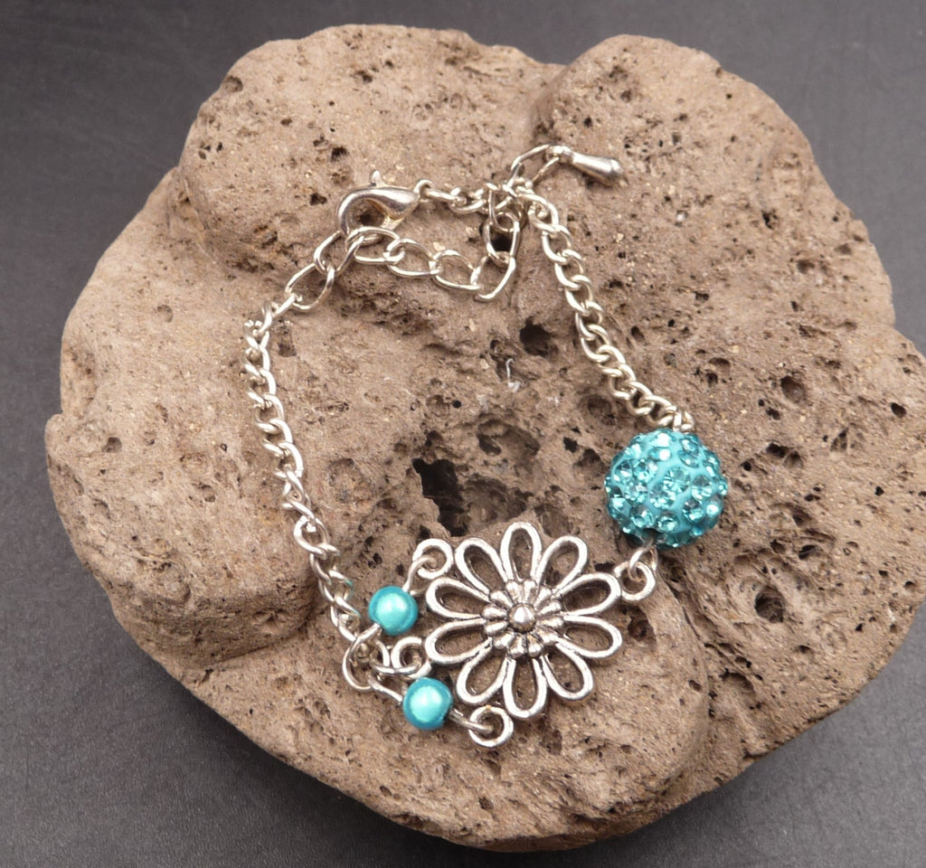 Bracelet breloque fleur et Strass